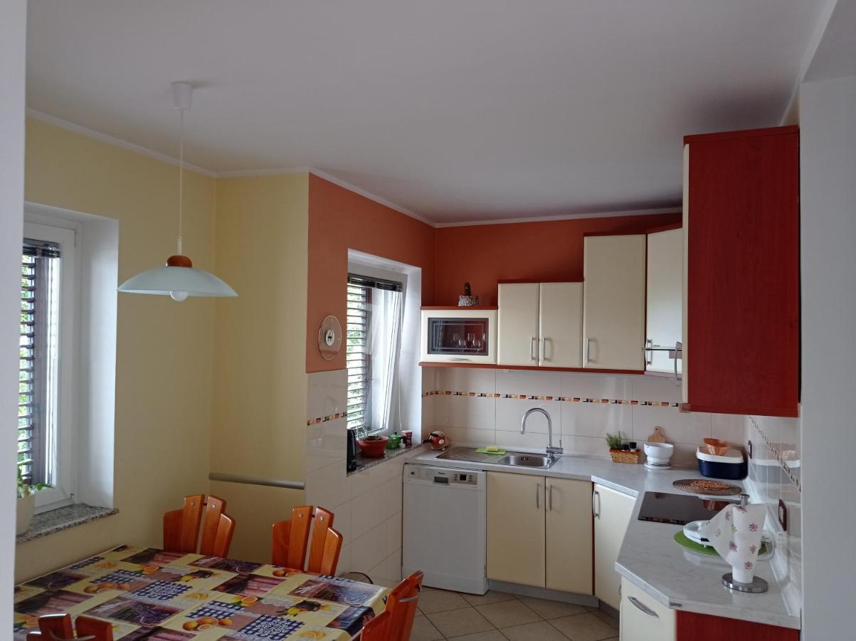 Apartman Adrijana Kastav, Free Wifi & Parking, 2 Bedrooms & Sea View Exterior foto